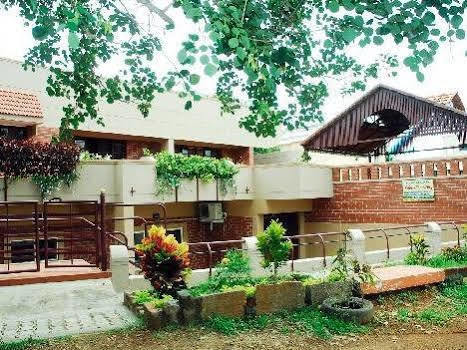 Tulips Homestay Mysore Exterior foto